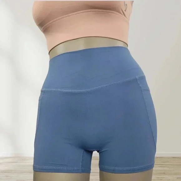 Pedigree eMPWR Women High-Waist Workout Shorts | Dual Pockets | No Front Seam - Picture 5 of 7